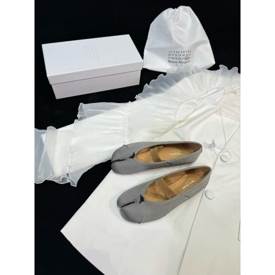 Maison Margiela Tabi Shoes