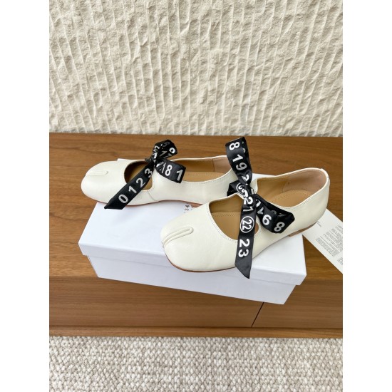 Maison Margiela Tabi Shoes