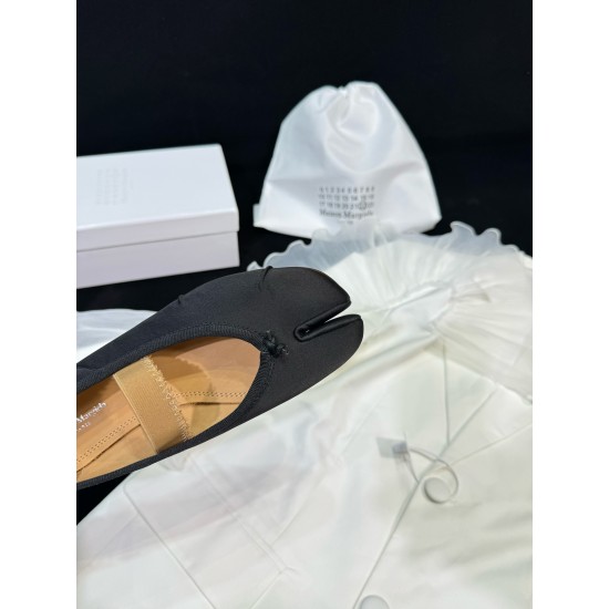 Maison Margiela Tabi Shoes
