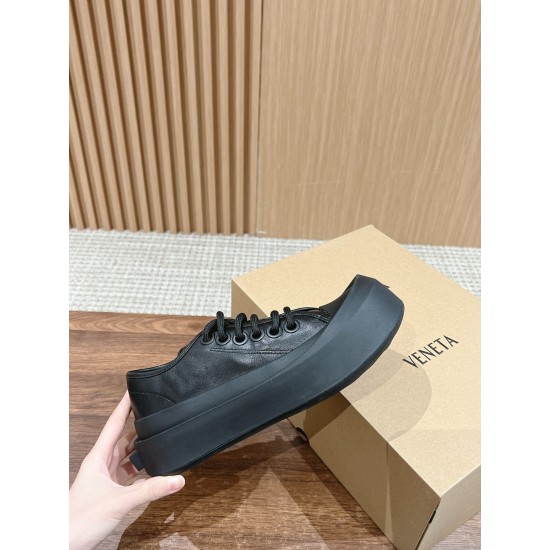 Bottega Veneta Sneakers