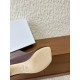 530GG279  Maison Margiela 玛吉拉 25ss秋冬新款 直筒 长靴不过膝 MM6家tabi分趾鞋靴 原版开模双层真皮鞋底 原版套楦鞋型很大方 搭配各种风格都轻松驾驭 小短腿的福音 上身瞬间秒变大长腿 上脚不被常规所拘束，随心所欲做自己～上脚炒鸡柔软舒适▪️鞋面：采用原版进口牛皮▪️内里垫脚：羊皮▪️大底：原版定制意大利双层真皮大底▪️Size：35-39（40.41定制不退不换）