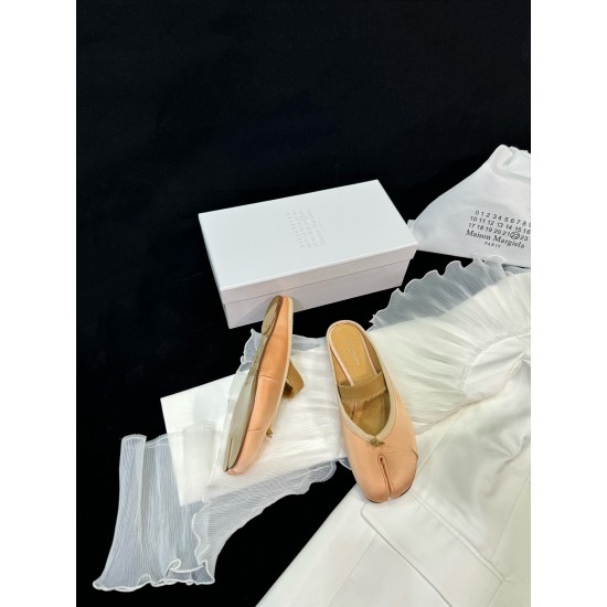 Maison Margiela Tabi Shoes