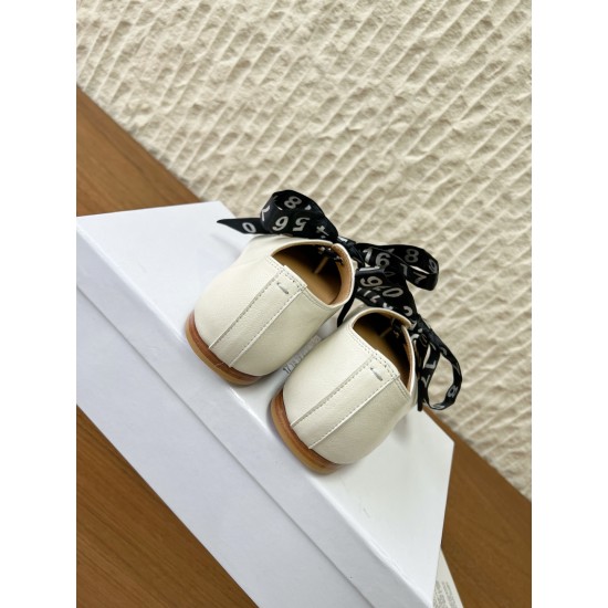 Maison Margiela Tabi Shoes
