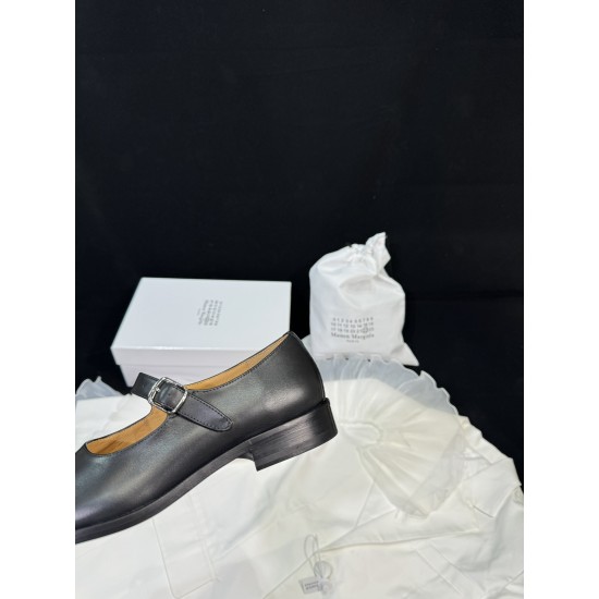 Maison Margiela Tabi Shoes