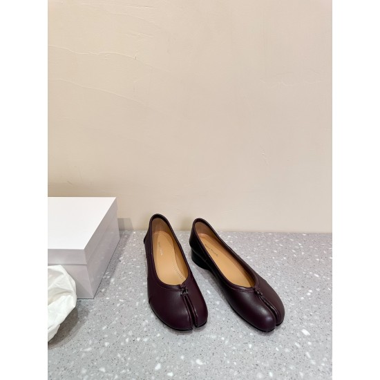 Maison Margiela Tabi Shoes