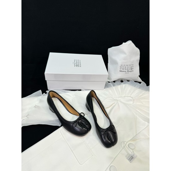 Maison Margiela Tabi Shoes