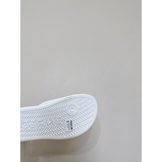 CELINE SLIPPERS