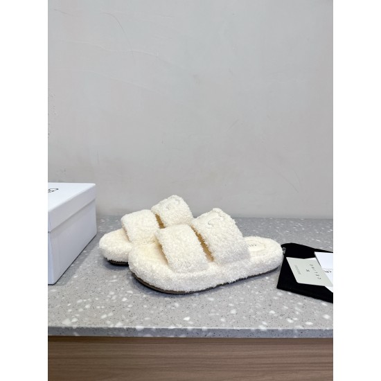 CELINE SLIPPERS