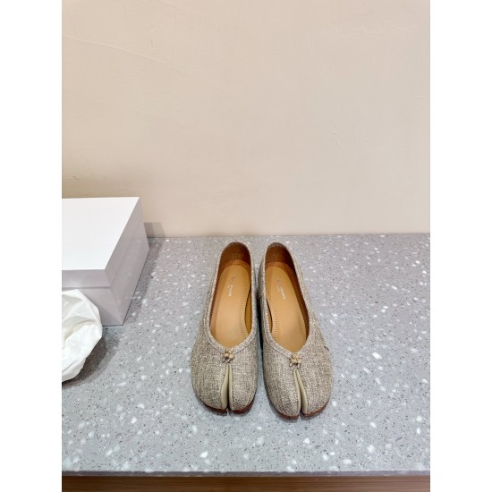 Maison Margiela Tabi Shoes