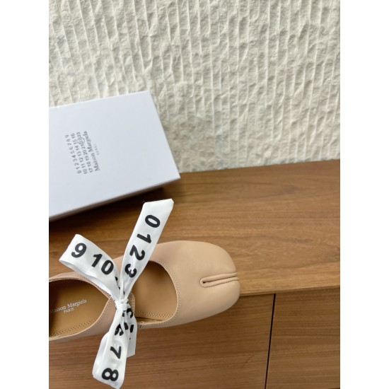 Maison Margiela Tabi Shoes