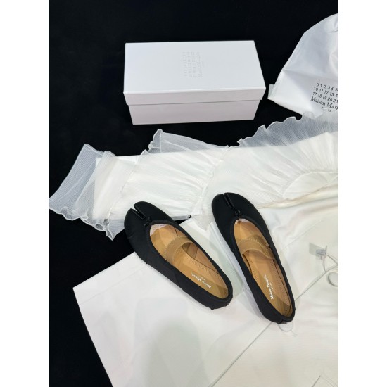 Maison Margiela Tabi Shoes