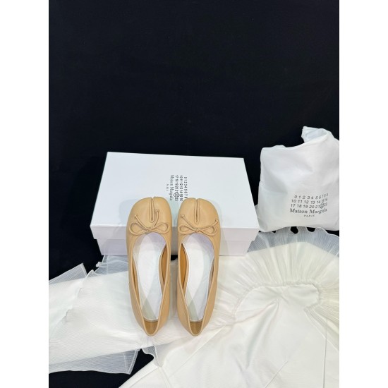 Maison Margiela Tabi Shoes