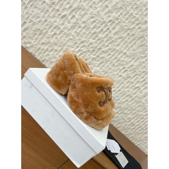 CELINE SLIPPERS