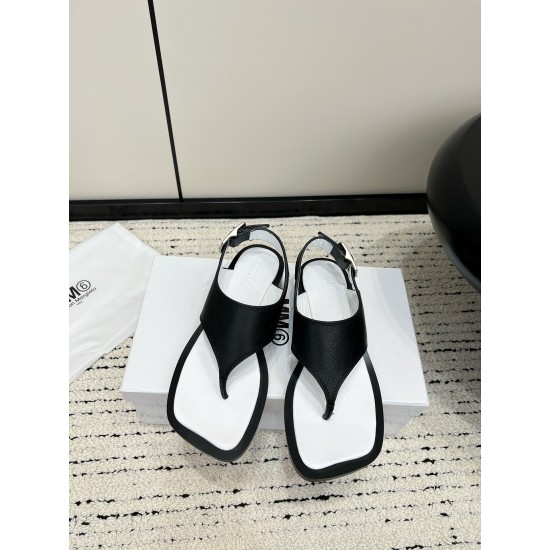 Maison Margiela Tabi Shoes