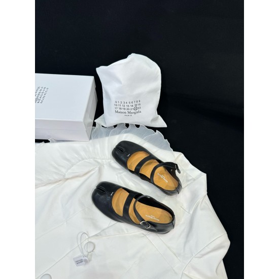 Maison Margiela Tabi Shoes
