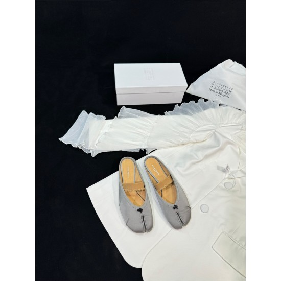 Maison Margiela Tabi Shoes