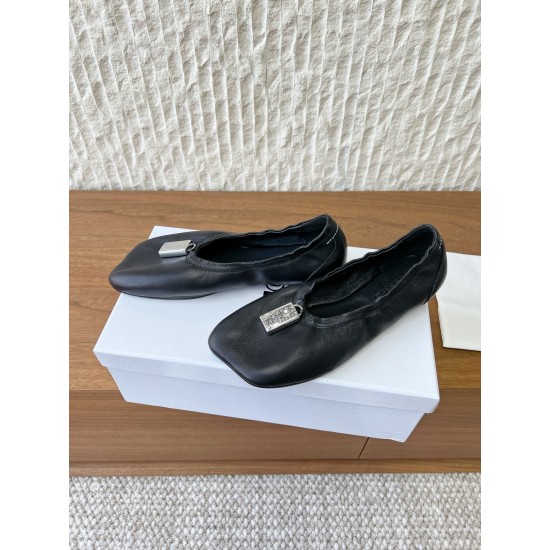 Maison Margiela Tabi Shoes