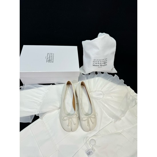 Maison Margiela Tabi Shoes