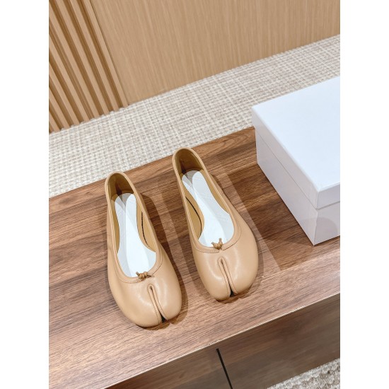 Maison Margiela Tabi Shoes