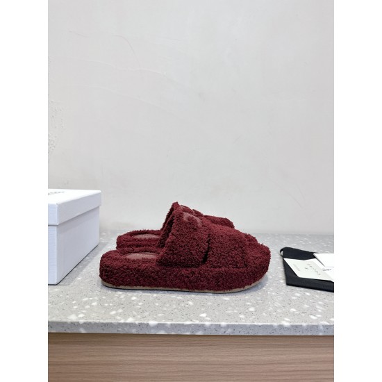 CELINE SLIPPERS