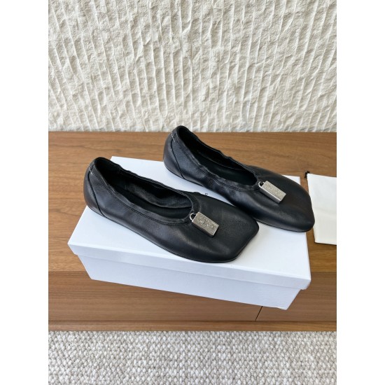 Maison Margiela Tabi Shoes