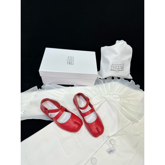 Maison Margiela Tabi Shoes