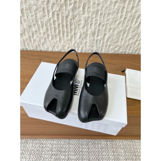Maison Margiela Tabi Shoes