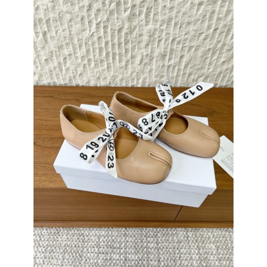 Maison Margiela Tabi Shoes