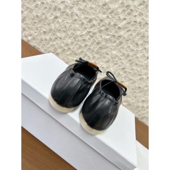 Maison Margiela Tabi Shoes
