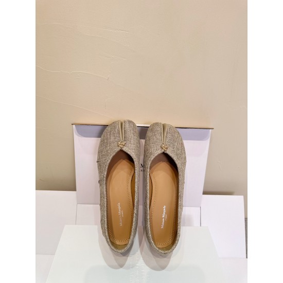 Maison Margiela Tabi Shoes