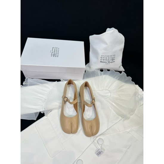 Maison Margiela Tabi Shoes