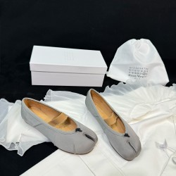 Maison Margiela Tabi Shoes