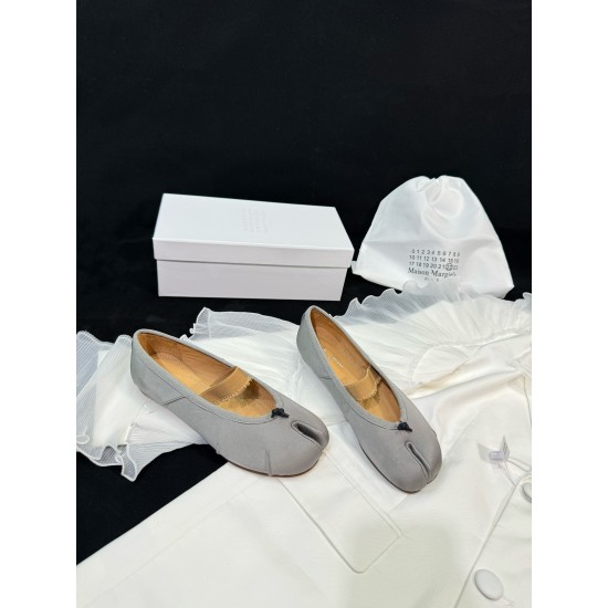 Maison Margiela Tabi Shoes