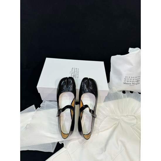 Maison Margiela Tabi Shoes