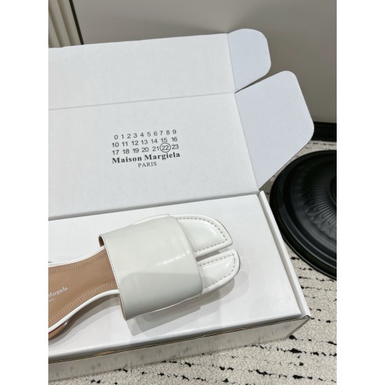 Maison Margiela Tabi Shoes