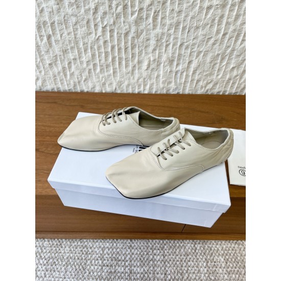 Maison Margiela Tabi Shoes