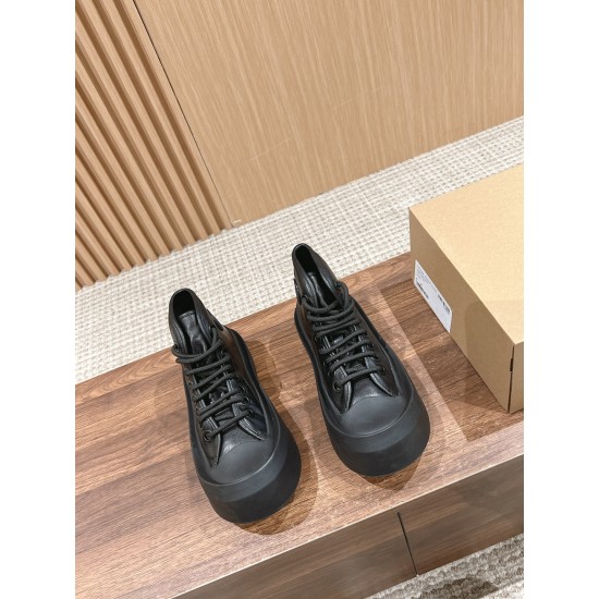 Bottega Veneta Sneakers