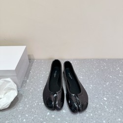 Maison Margiela Tabi Shoes