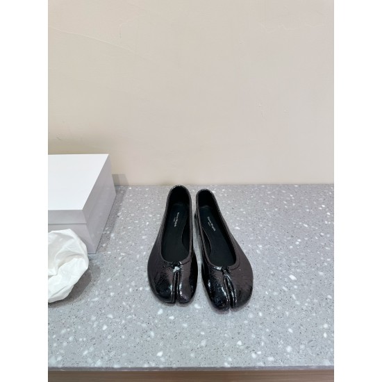 Maison Margiela Tabi Shoes
