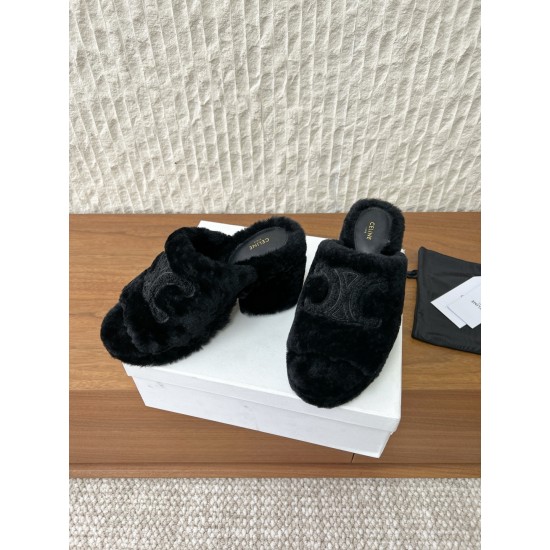 CELINE SLIPPERS