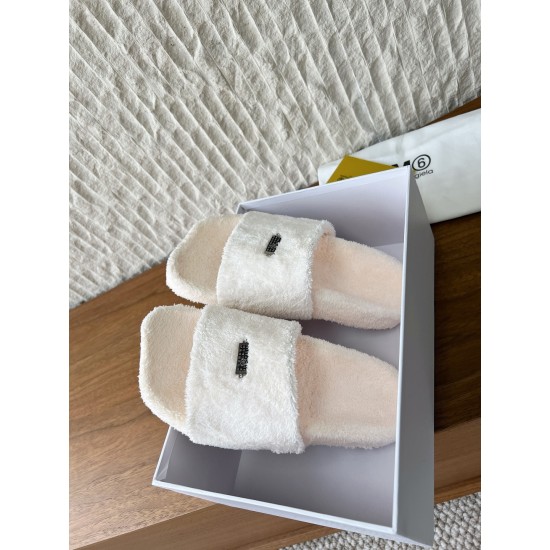 Maison Margiela Tabi Shoes