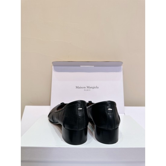 Maison Margiela Tabi Shoes