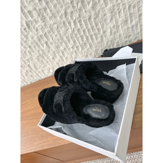 CELINE SLIPPERS