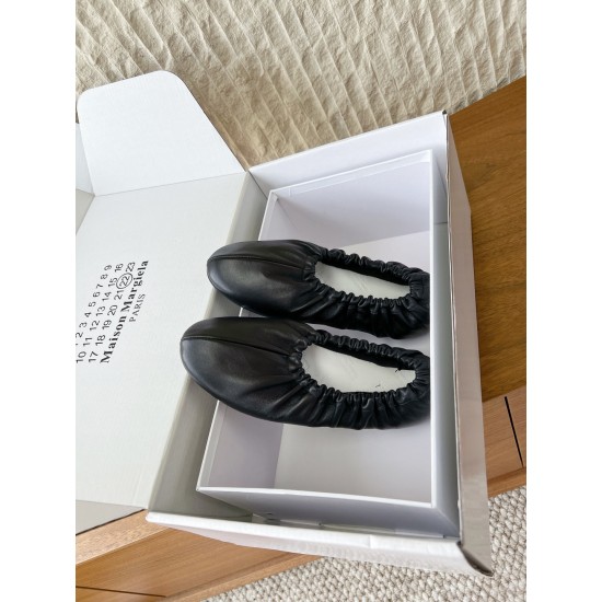 Maison Margiela Tabi Shoes