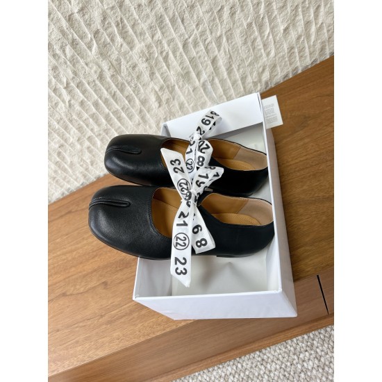 Maison Margiela Tabi Shoes