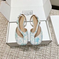 Maison Margiela Tabi Shoes
