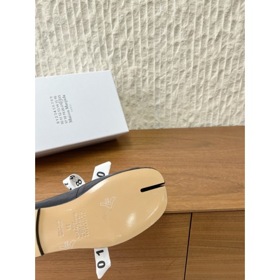 Maison Margiela Tabi Shoes
