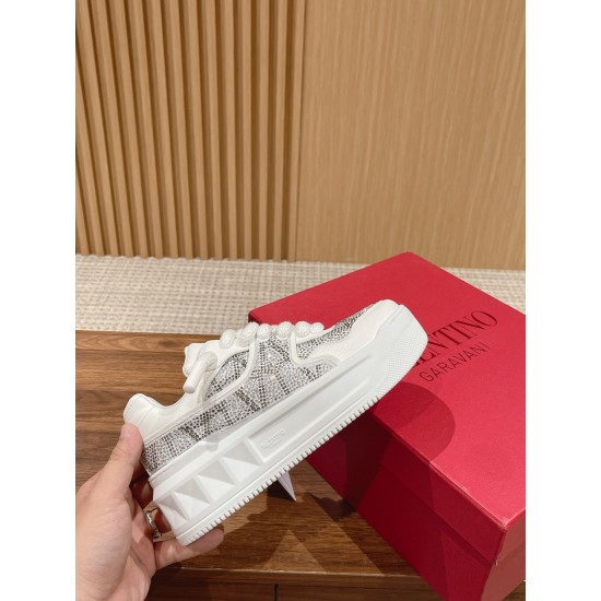Valentino Sneakers