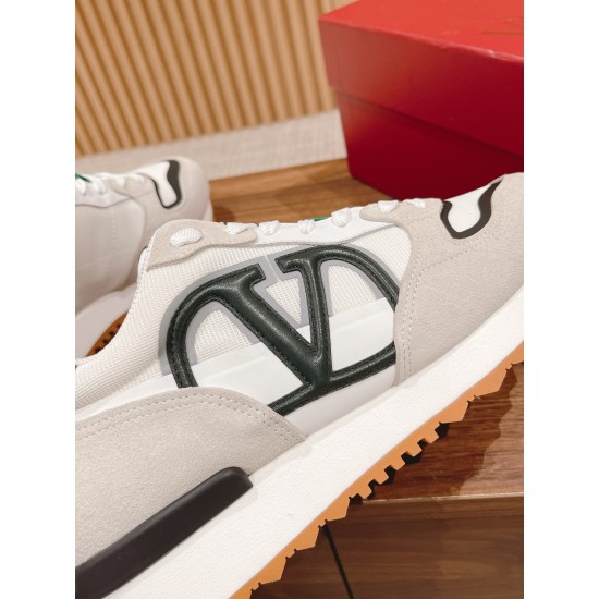 Valentino Sneakers