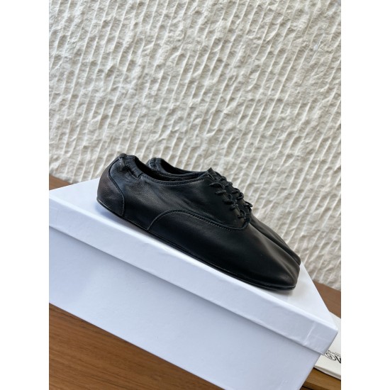 Maison Margiela Tabi Shoes